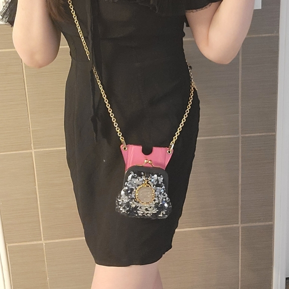 D&G classic mini purse and phone case. - Picture 8 of 8